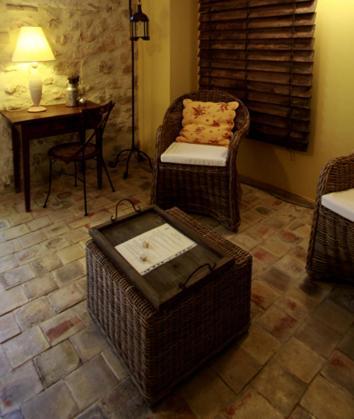 Bed and Breakfast Mas Bella Cortis La Garde-Adhémar Exterior foto